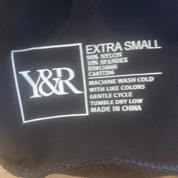 Y&R Crop top size XS - Picture 6 of 10